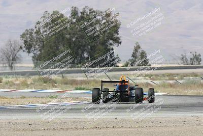 media/Jun-02-2024-CalClub SCCA (Sun) [[05fc656a50]]/Group 6/Qualifying/